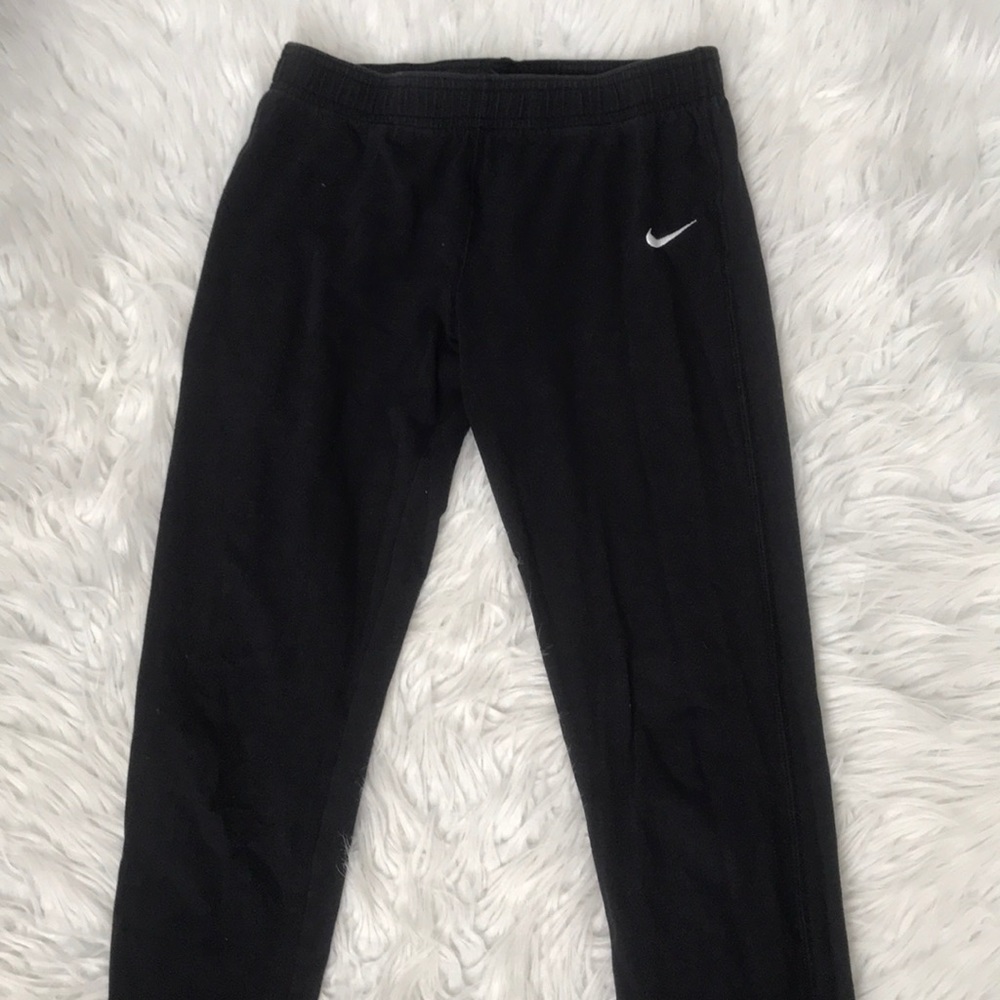 Nike Swoosh Leggings